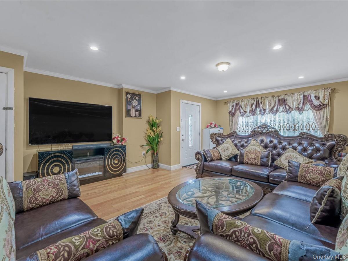 #4 photo, 109-17 111th Street, クイーンズ区 South Ozone Park , NY 11420