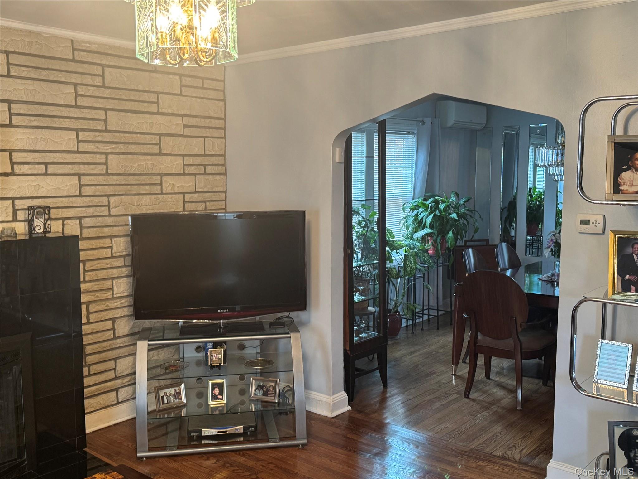 #13 photo, 111-54 178th Place, クイーンズ区 Addisleigh Park , NY 11433