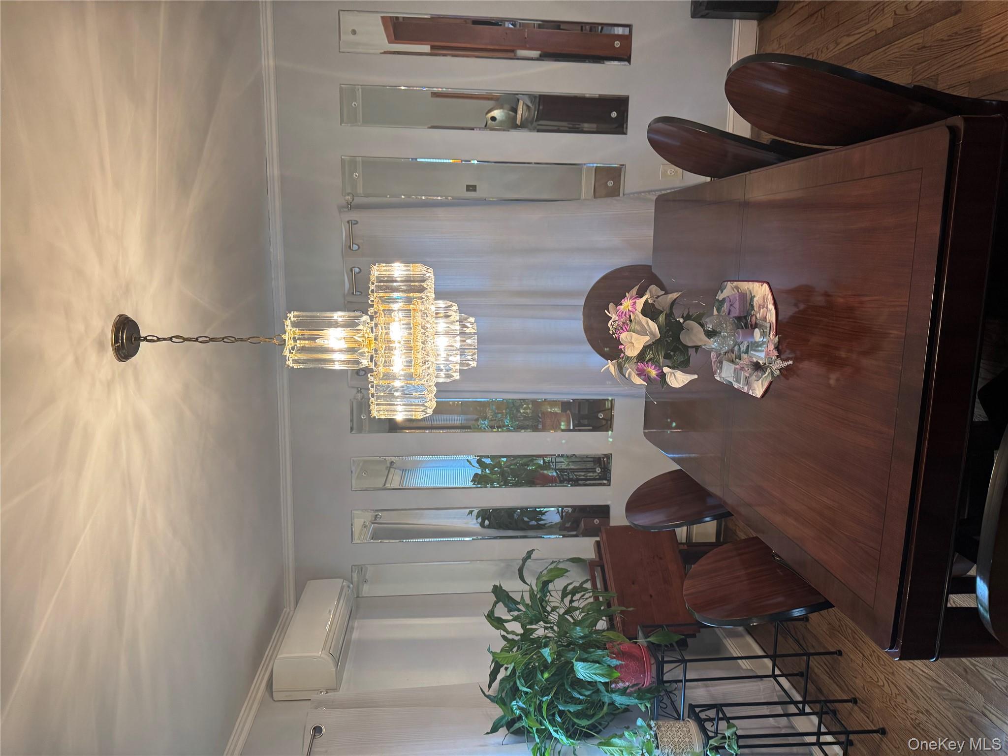 #17 photo, 111-54 178th Place, クイーンズ区 Addisleigh Park , NY 11433