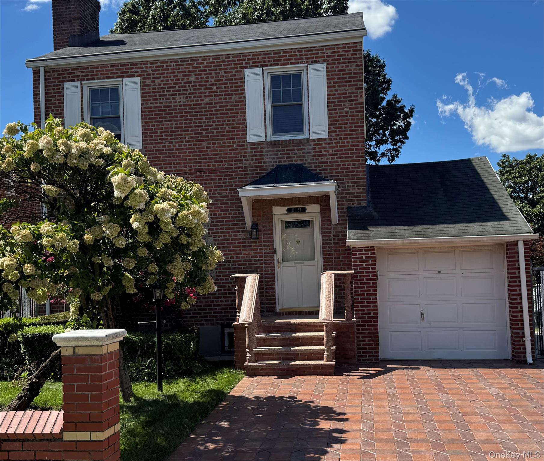 #2 photo, 111-54 178th Place, クイーンズ区 Addisleigh Park , NY 11433