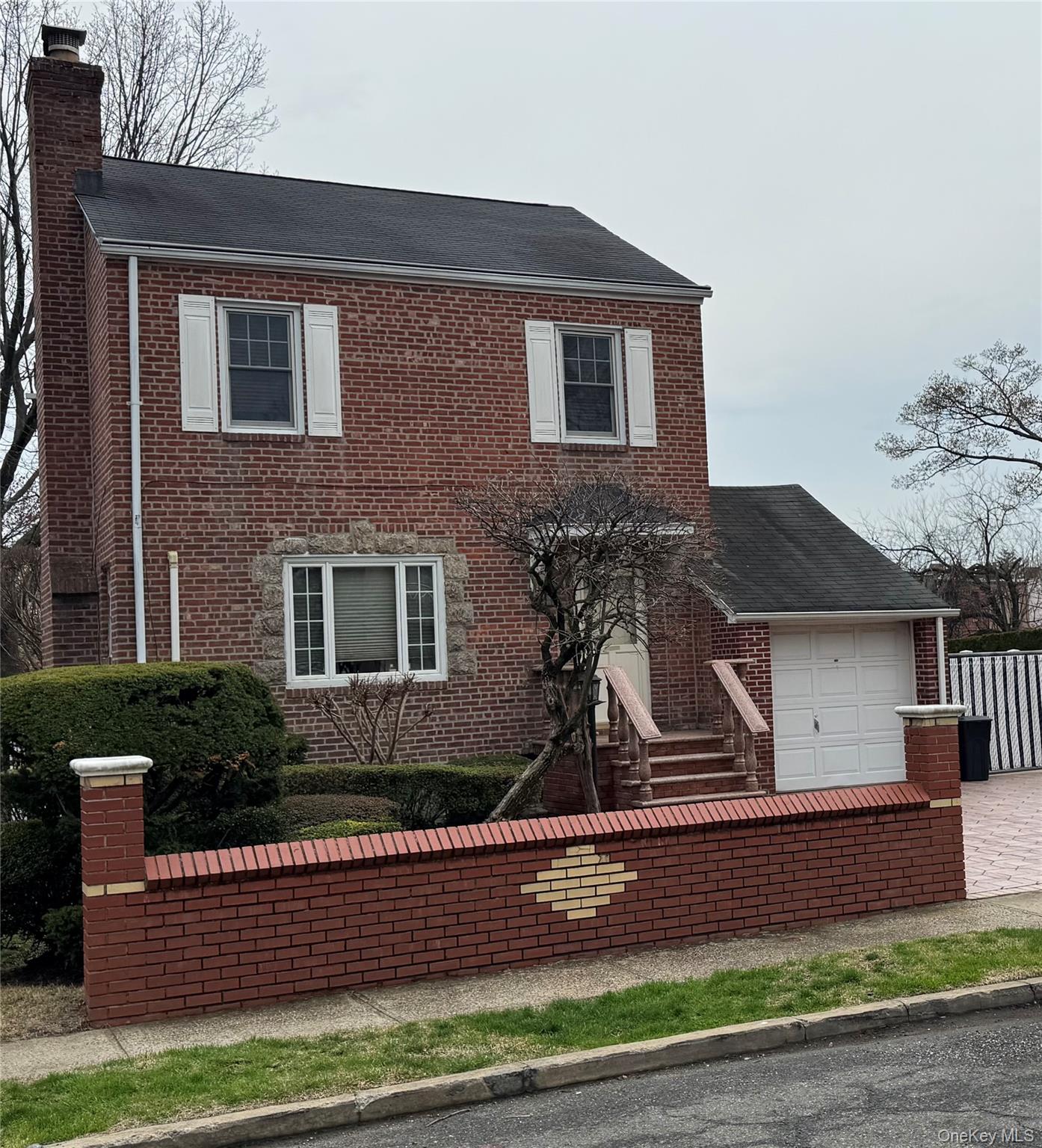 #4 photo, 111-54 178th Place, クイーンズ区 Addisleigh Park , NY 11433