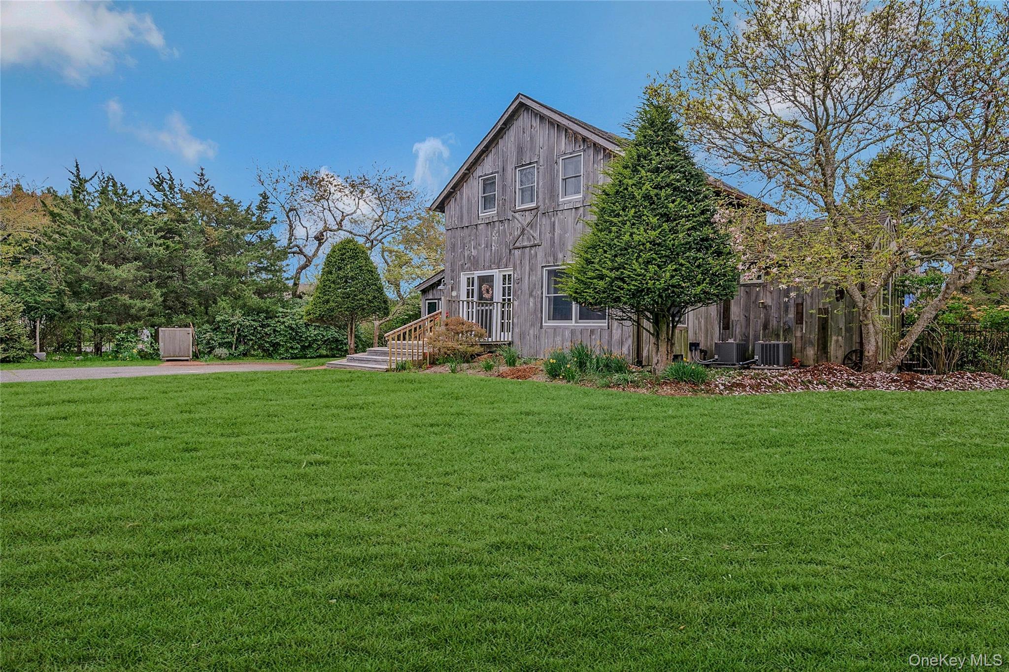 #2 photo, 5A/5B Jessup Lane, サフォーク郡 Quogue , NY 11959