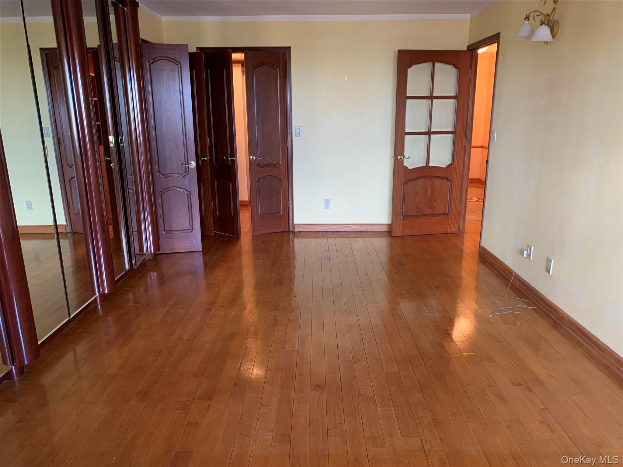 #13 photo, 112-01 ,17H Queens Blvd, फॉरेस्ट हिल्स Forest Hills , NY 11375