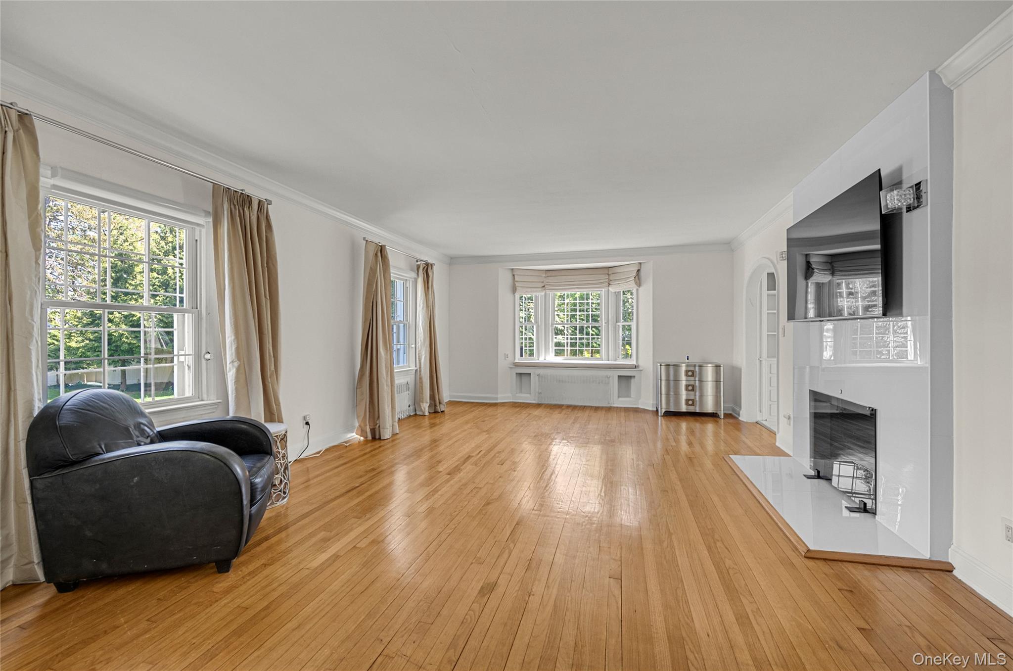 #19 photo, 13 Arbor Place, ナッソー郡 Glen Cove , NY 11542