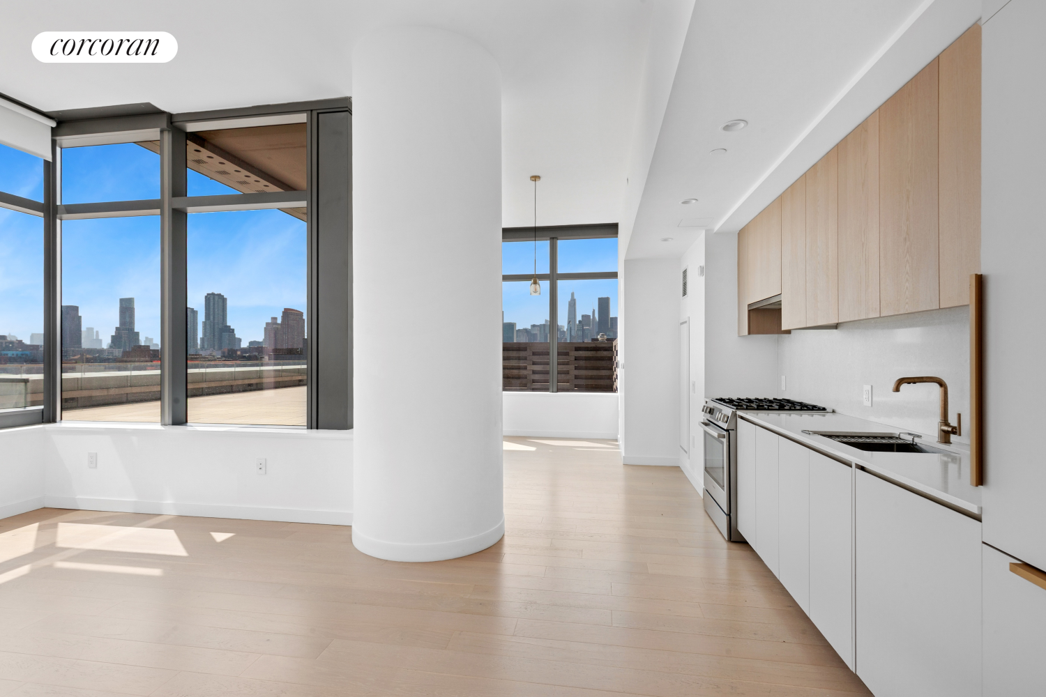 #1 photo, 3 COURT Square, Long Island City , NY 11101