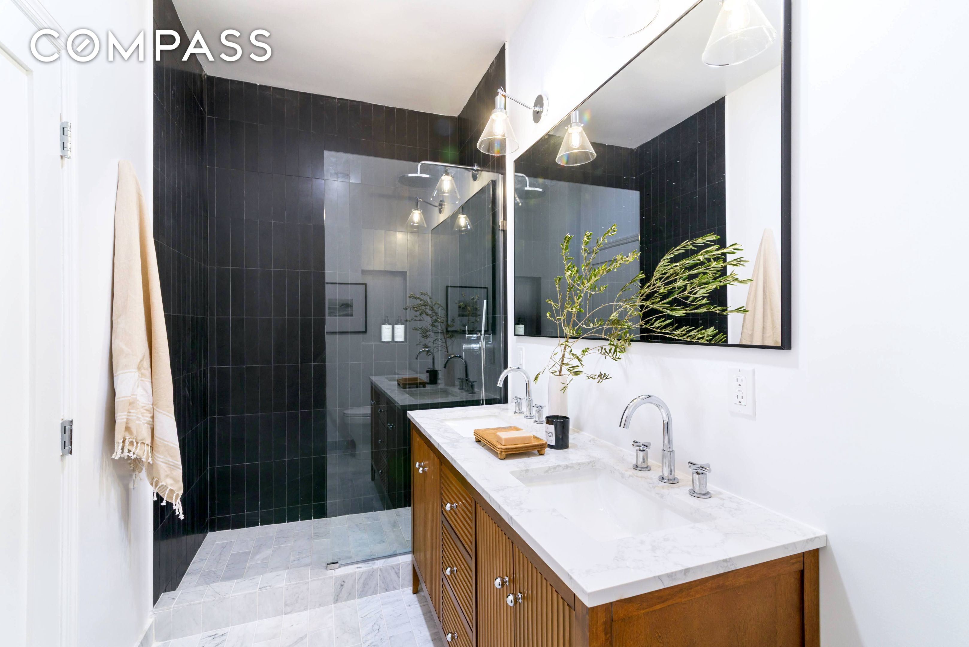 #17 photo, 349 W 71st Street, マンハッタン Upper West Side , NY 10023