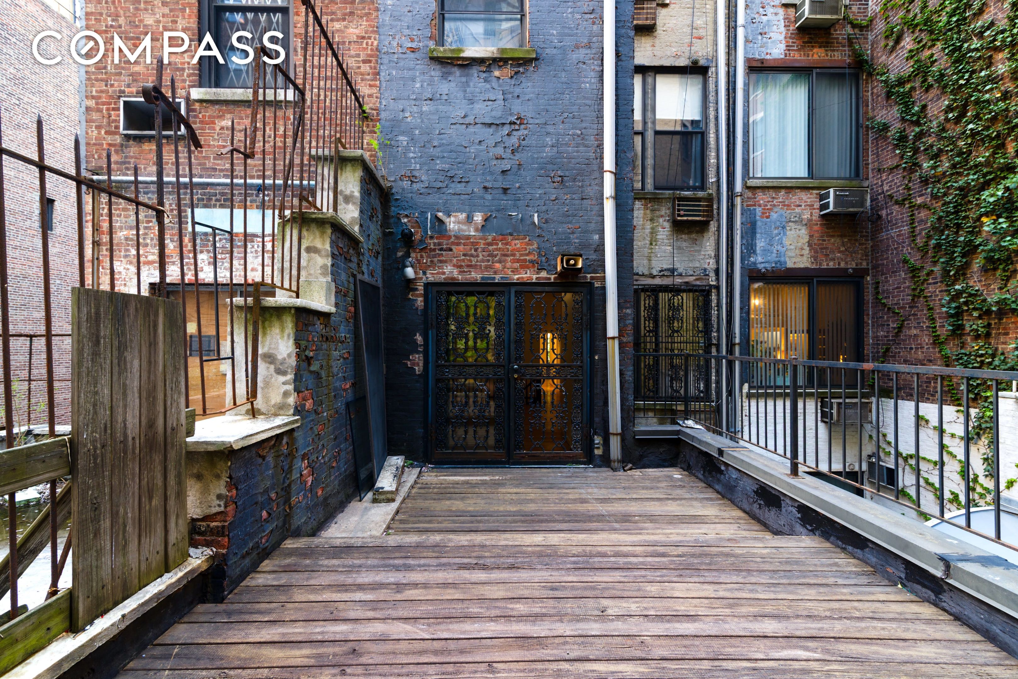 #21 photo, 349 W 71st Street, マンハッタン Upper West Side , NY 10023