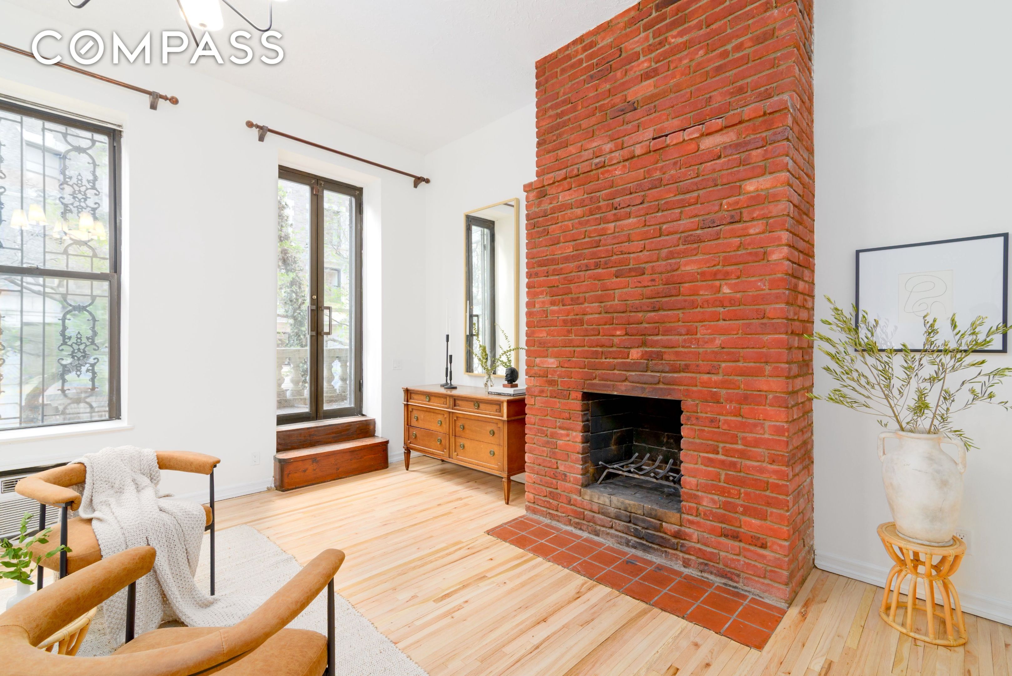 #8 photo, 349 W 71st Street, マンハッタン Upper West Side , NY 10023