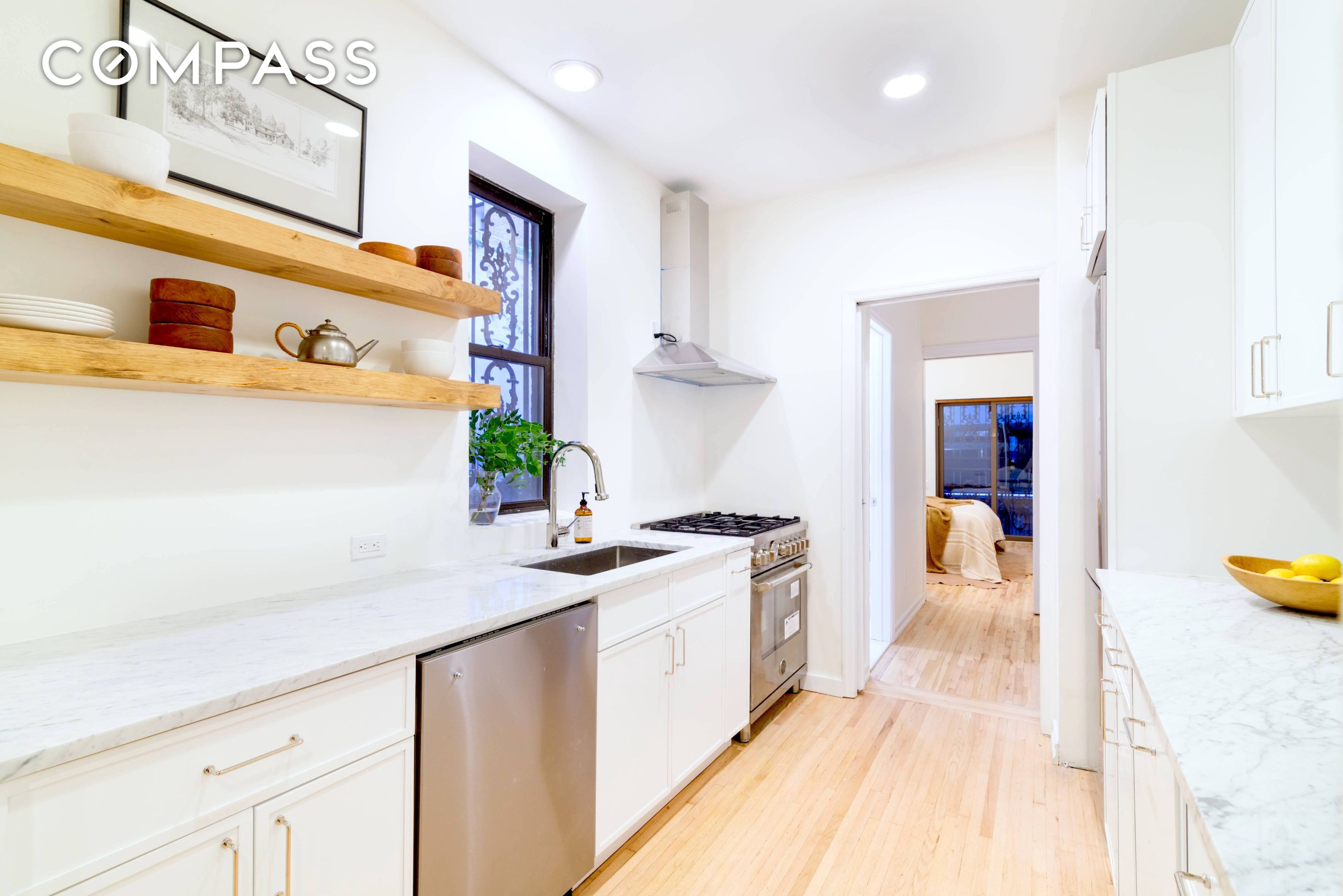 #9 photo, 349 W 71st Street, マンハッタン Upper West Side , NY 10023