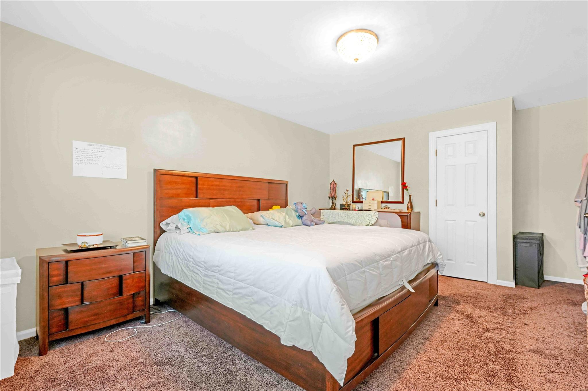 #8 photo, 13-10 212th Street, Bayside , NY 11360