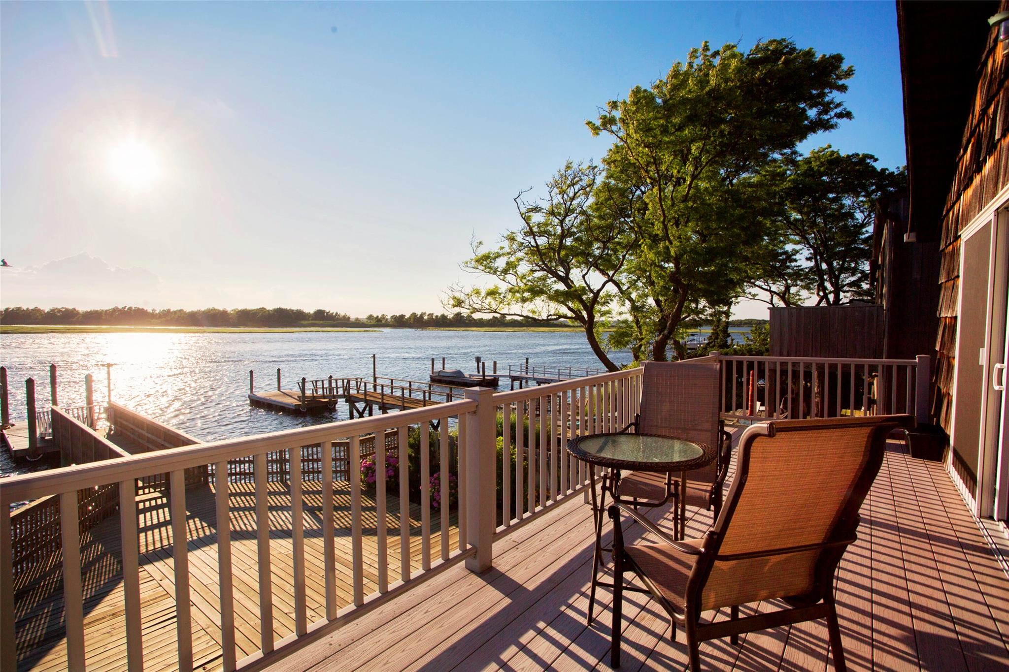 #2 photo, 208 Block Lane, ナッソー郡 Harbor Isle , NY 11558