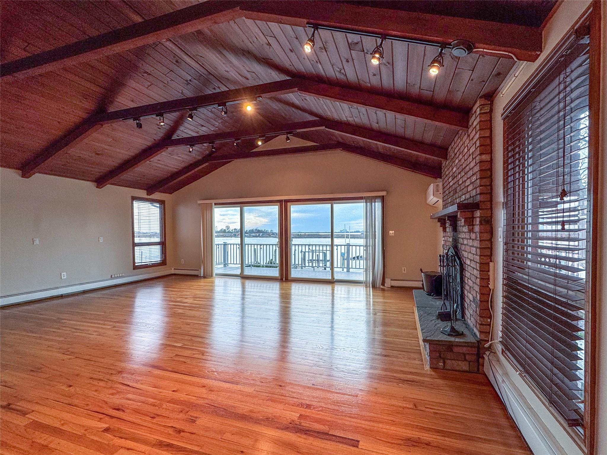 #9 photo, 208 Block Lane, ナッソー郡 Harbor Isle , NY 11558