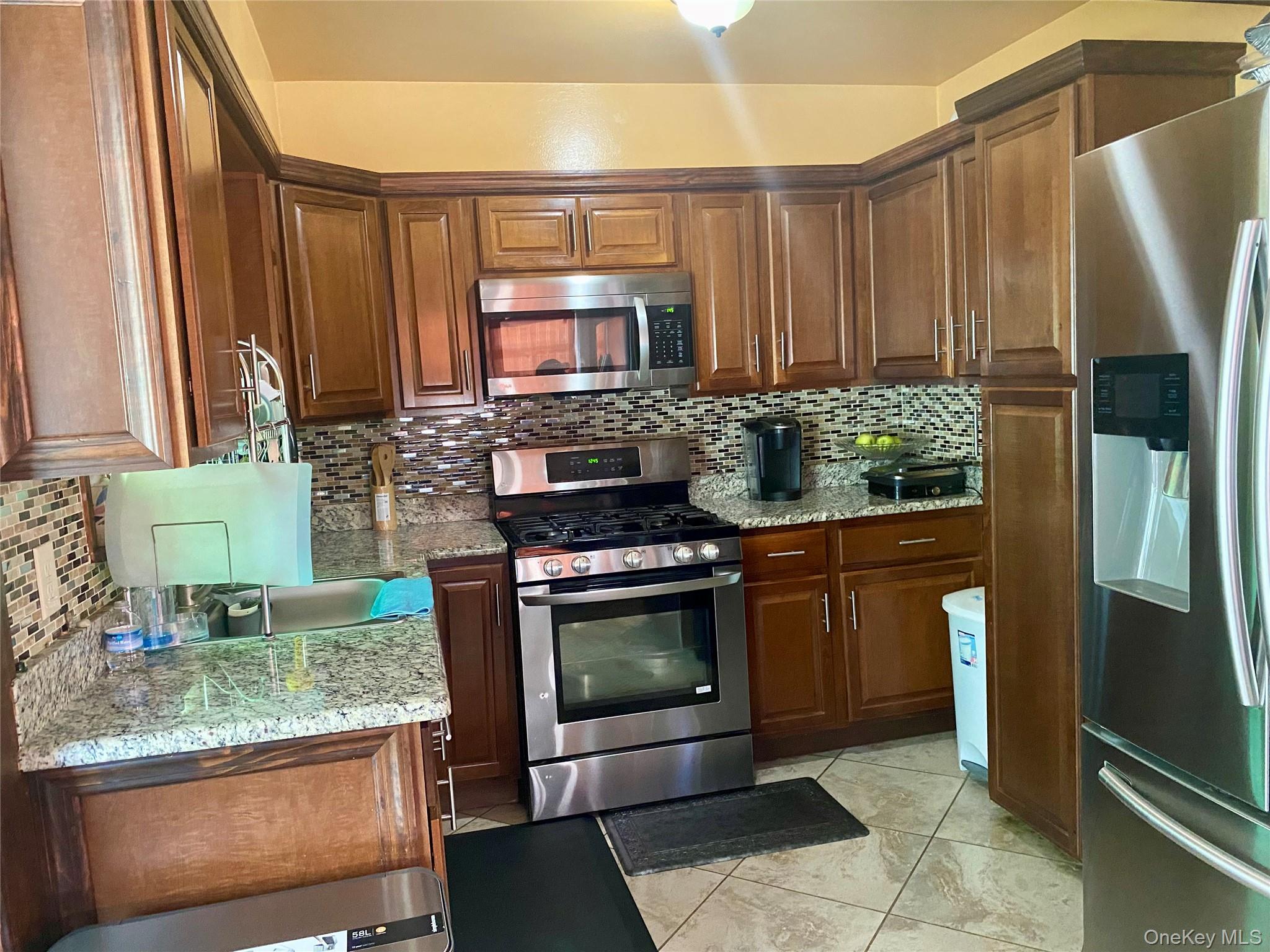 #4 photo, 204 Beech Street, ナッソー郡 Valley Stream , NY 11580