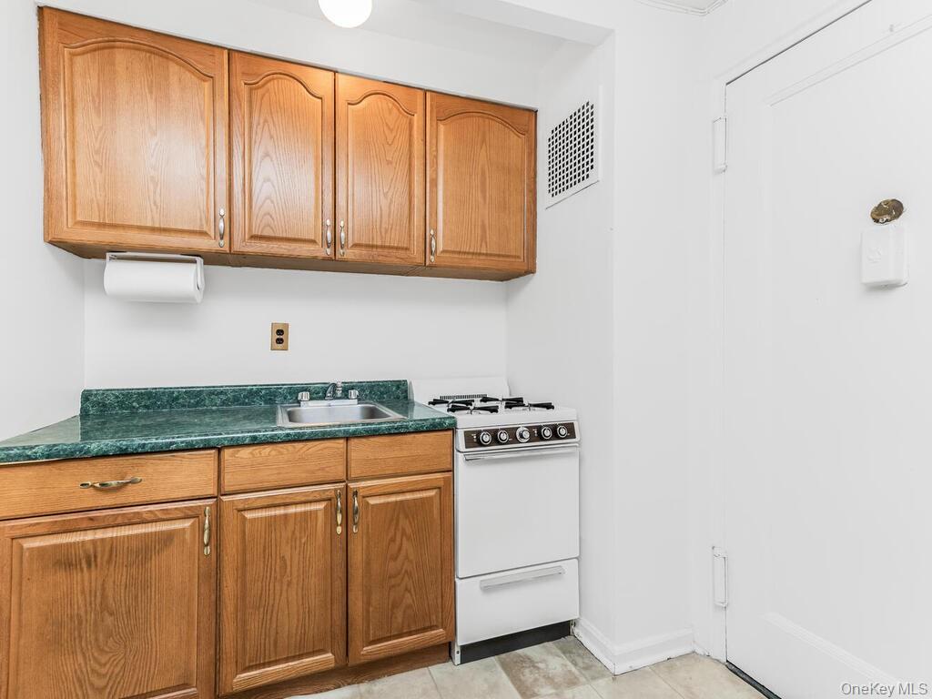 #9 photo, 485 E Lincoln Avenue, Mount Vernon , NY 10552