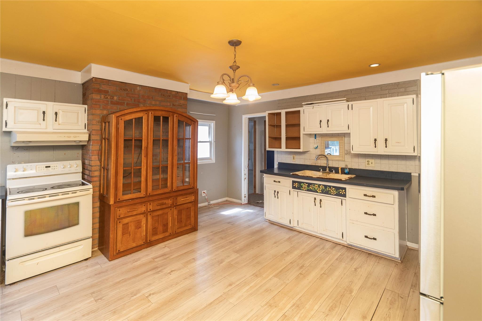 #7 photo, 1603 Goshen Turnpike, Middletown , NY 10941