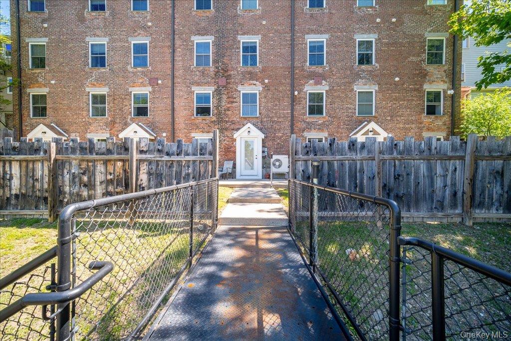 #20 photo, 65-71 E Main Street, Beacon , NY 12508