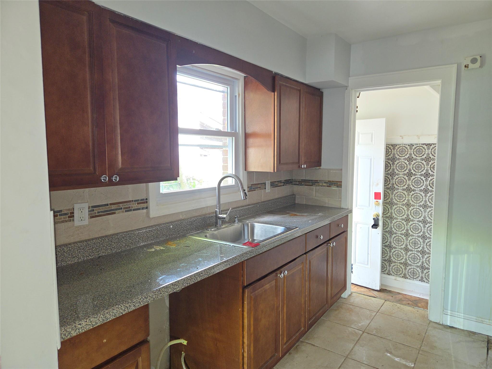 #6 photo, 2861 Willard Avenue, 長島 Oceanside , NY 11572