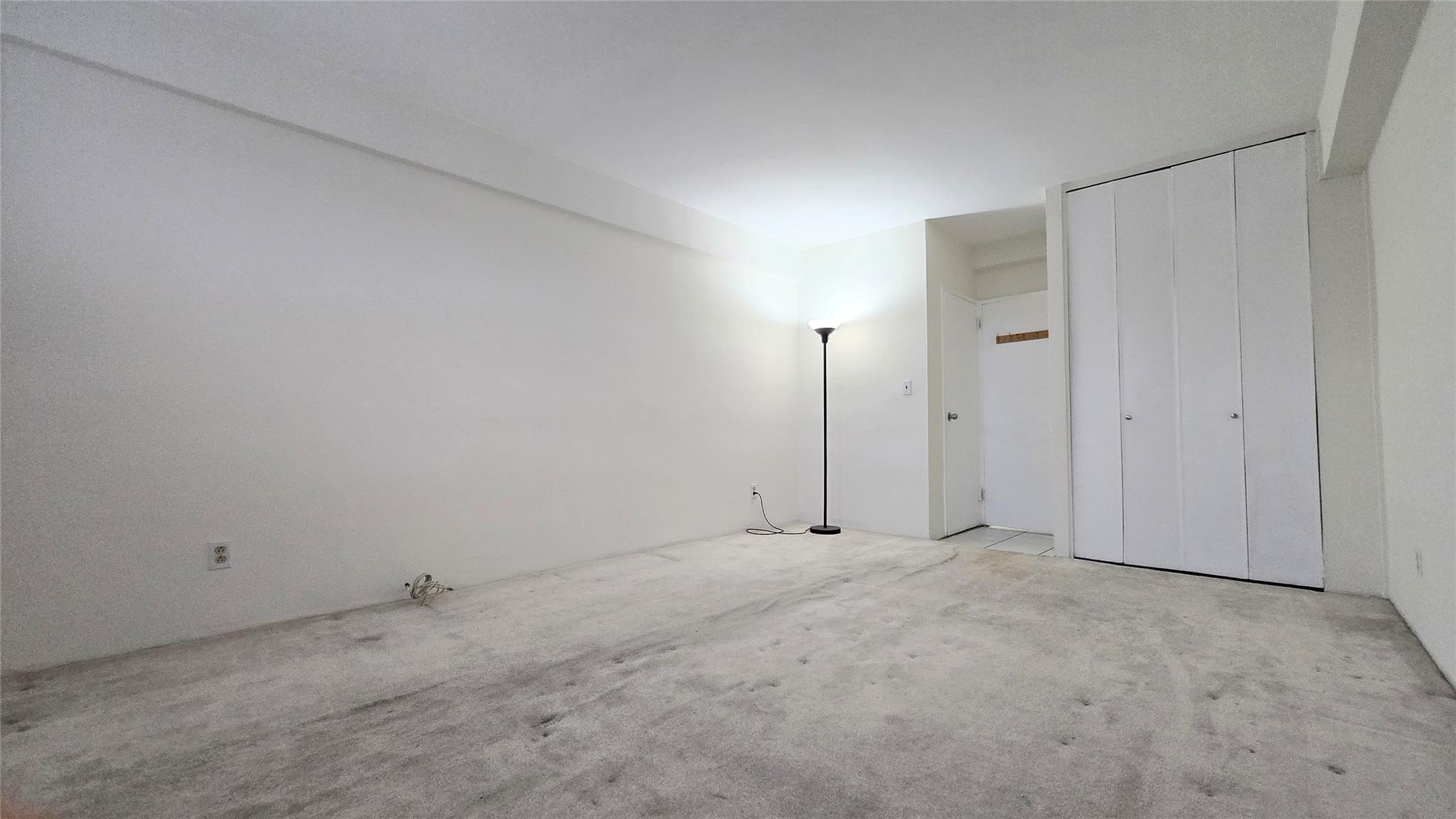 #11 photo, 160-10 89 Avenue, Jamaica , NY 11432