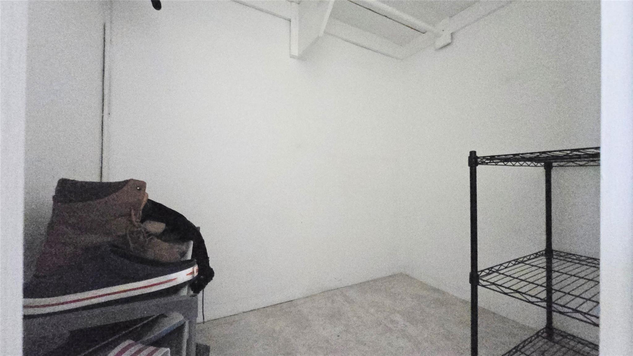 #12 photo, 160-10 89 Avenue, Jamaica , NY 11432