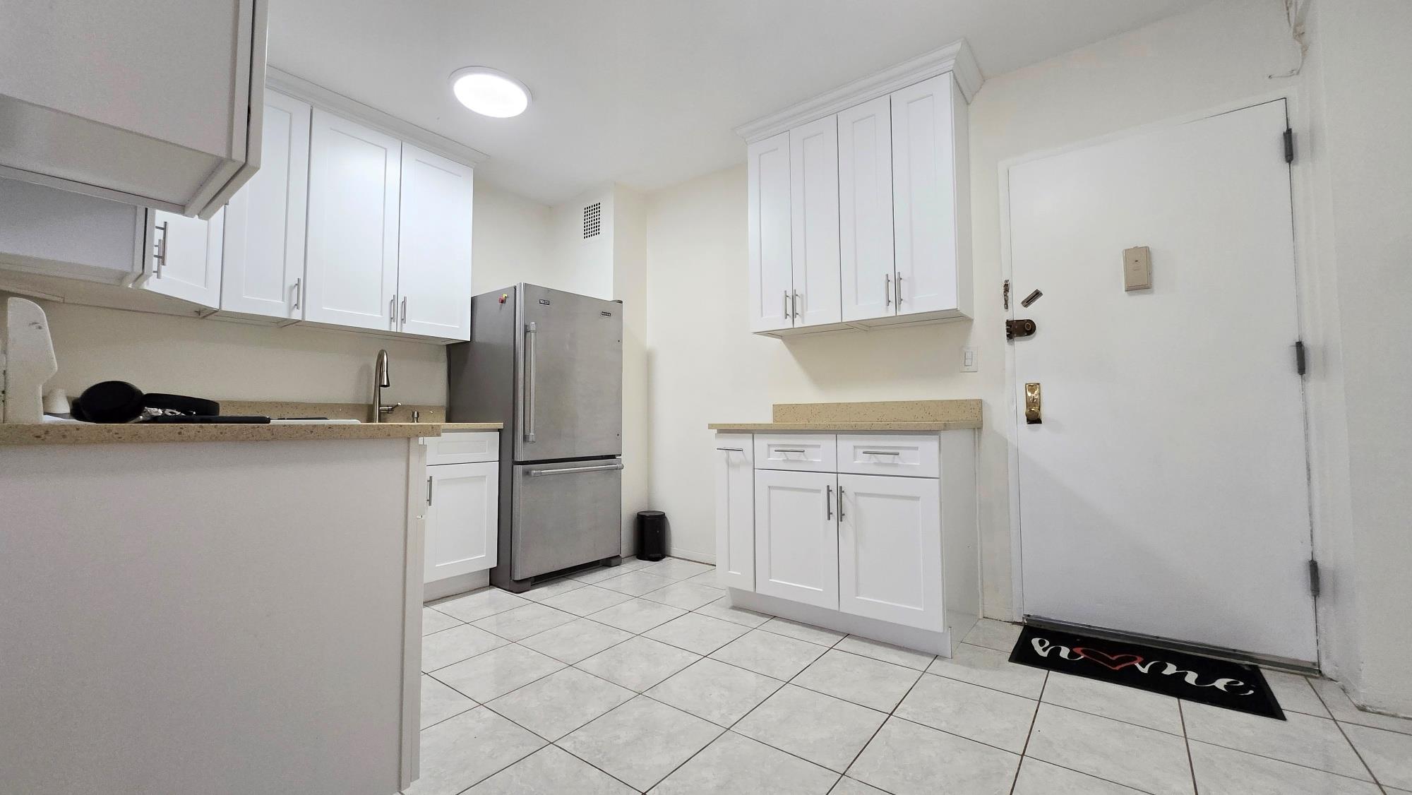 #15 photo, 160-10 89 Avenue, Jamaica , NY 11432