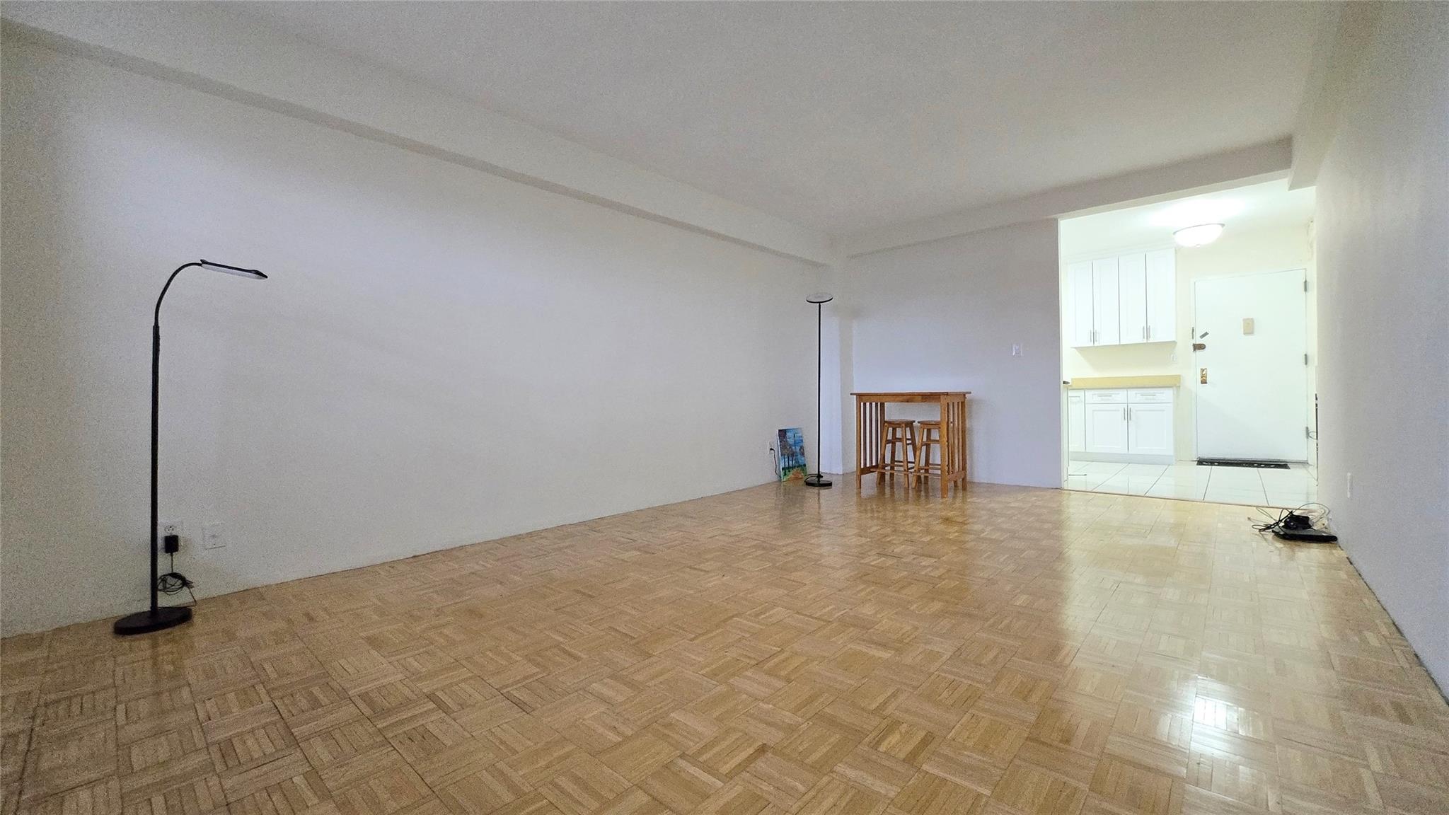 #6 photo, 160-10 89 Avenue, Jamaica , NY 11432