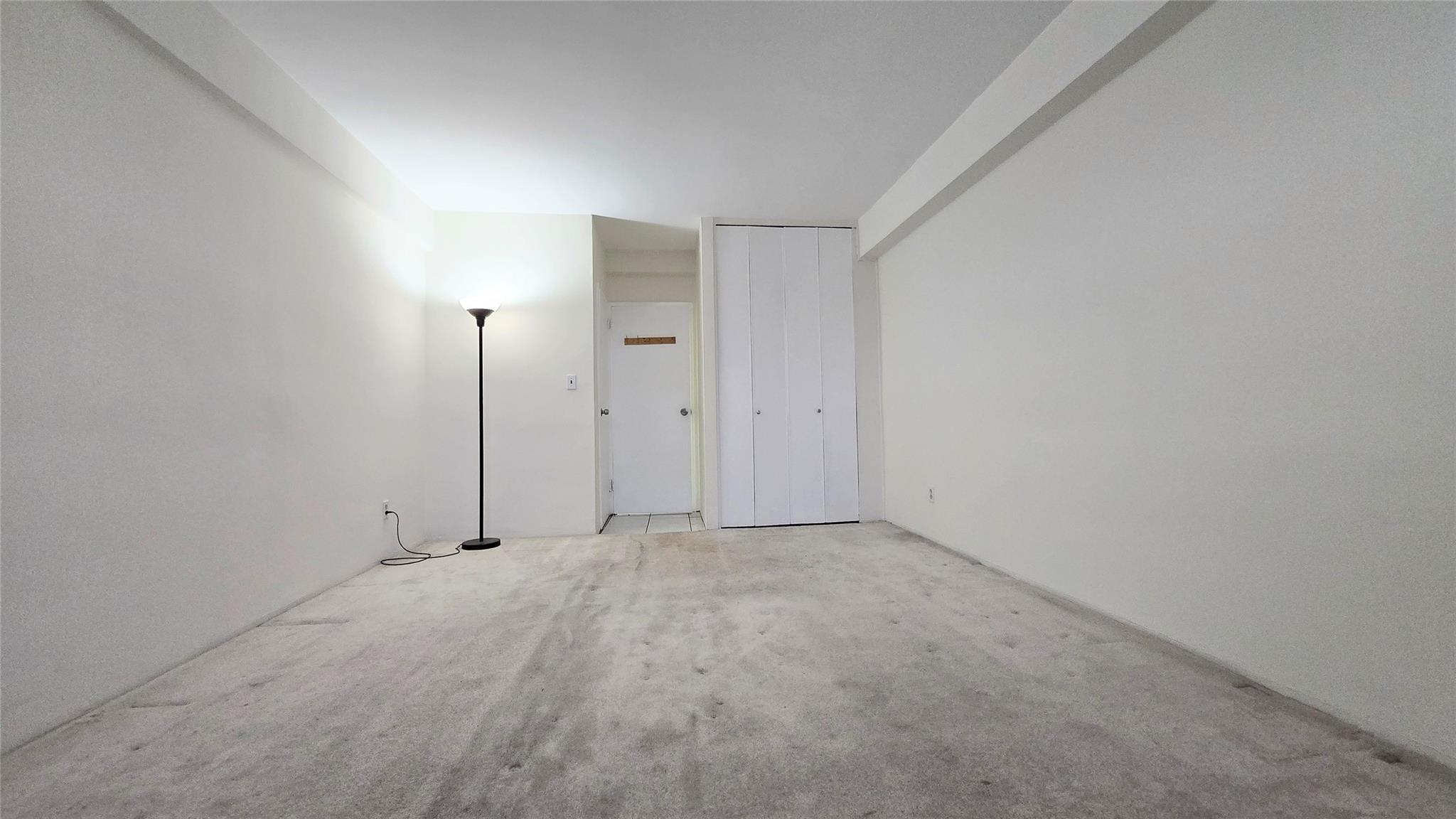 #9 photo, 160-10 89 Avenue, Jamaica , NY 11432