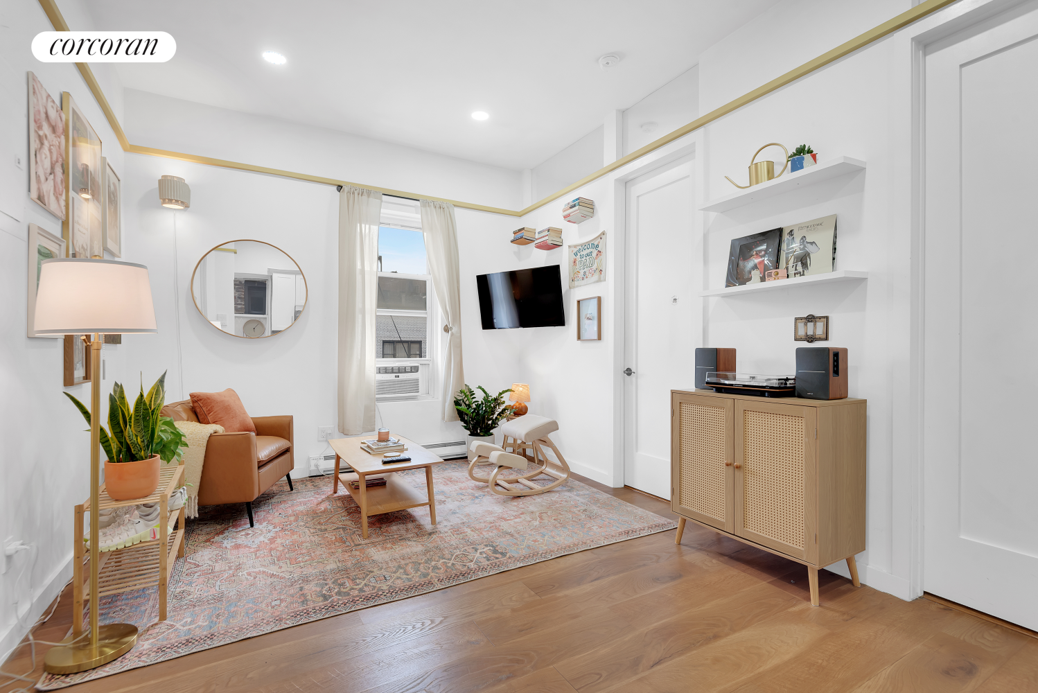 #1 photo, 462 AMSTERDAM Avenue, Upper West Side , NY 10024