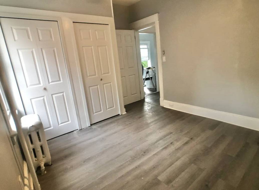 #12 photo, 212 Voss Ave, Yonkers , NY 10703