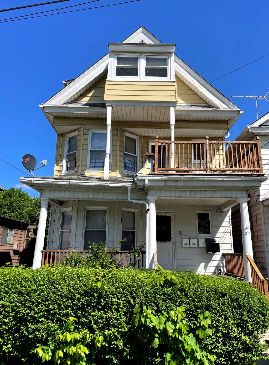 #5 photo, 212 Voss Ave, Yonkers , NY 10703