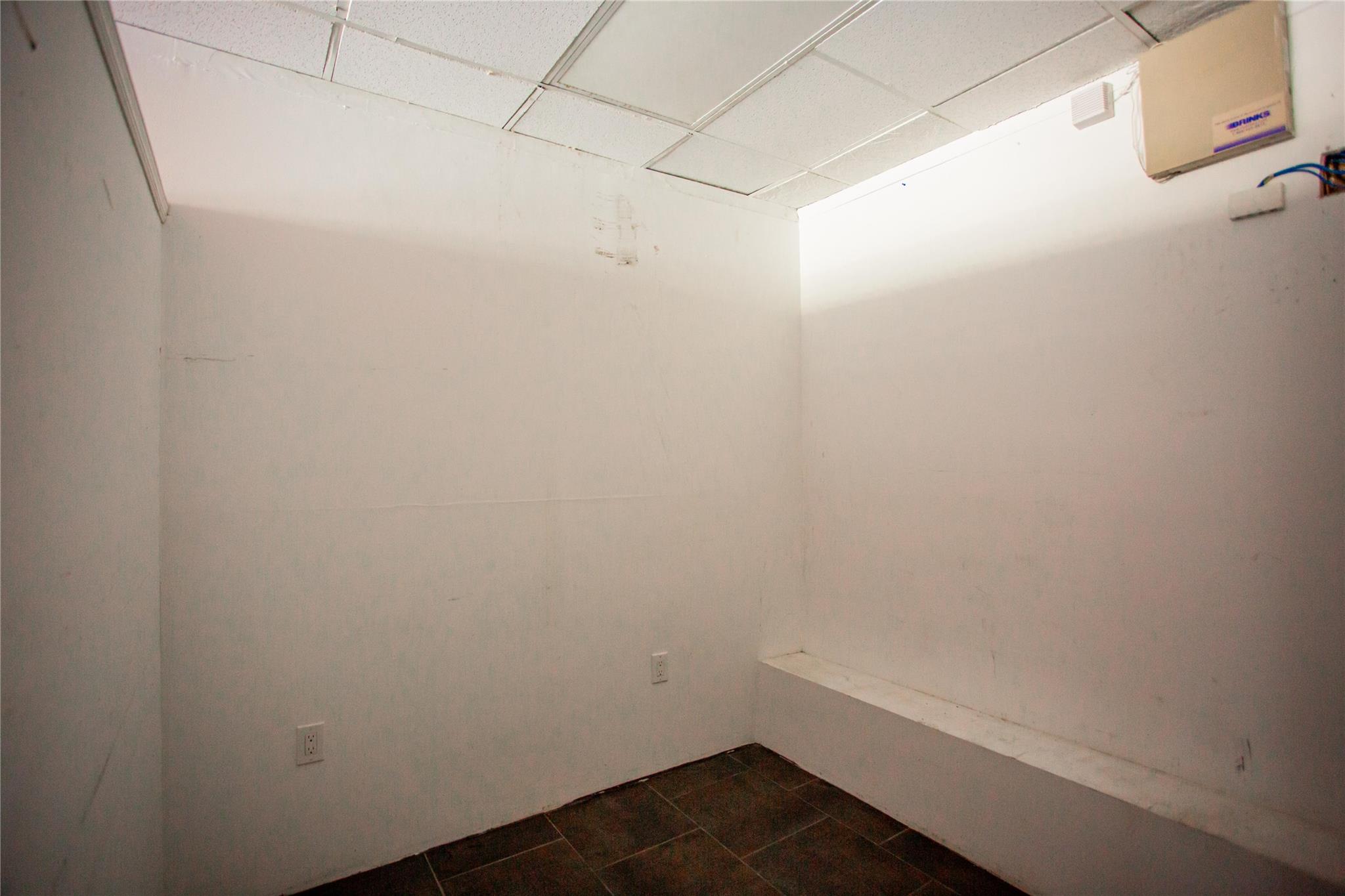 #7 photo, 138 E Park Ave, ナッソー郡 Long Beach , NY 11561