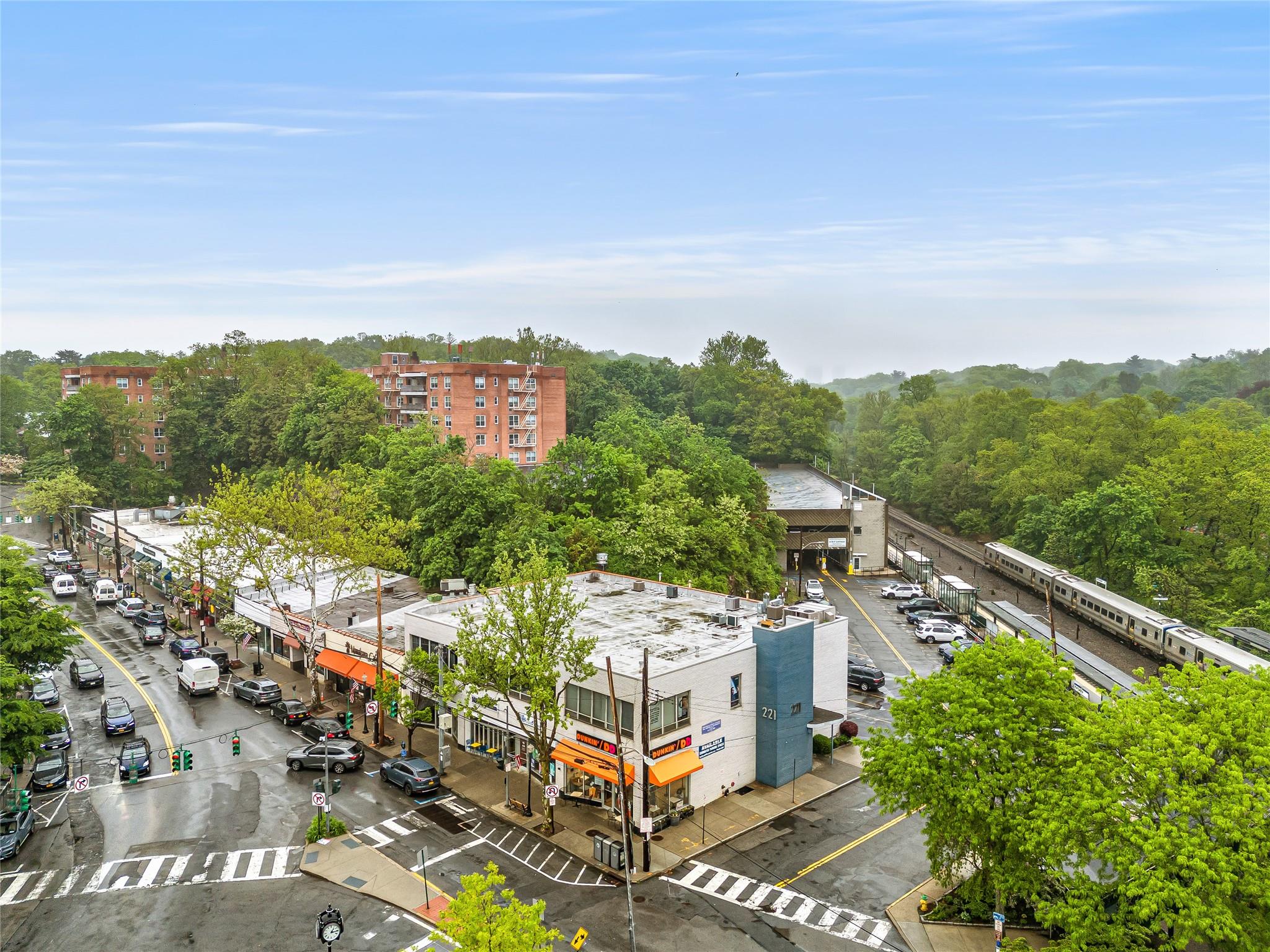 #10 photo, 221 E Hartsdale Avenue, Hartsdale , NY 10530