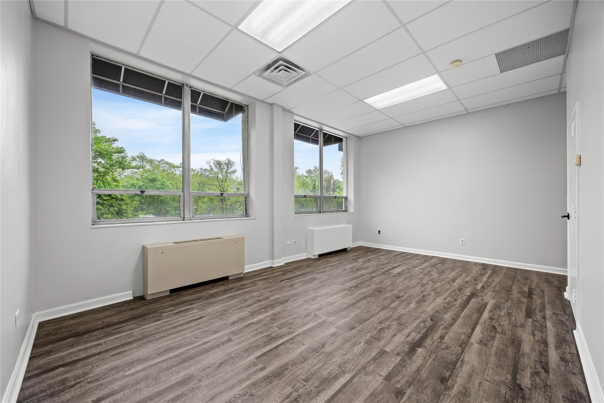 #3 photo, 221 E Hartsdale Avenue, Hartsdale , NY 10530