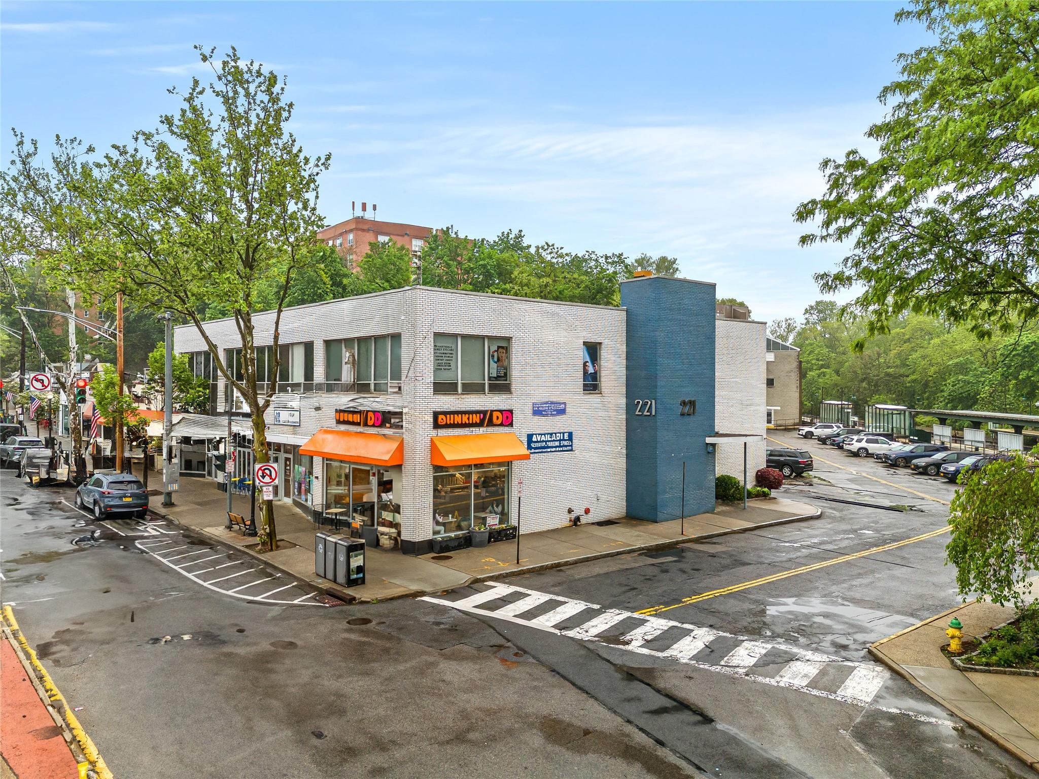 #8 photo, 221 E Hartsdale Avenue, Hartsdale , NY 10530