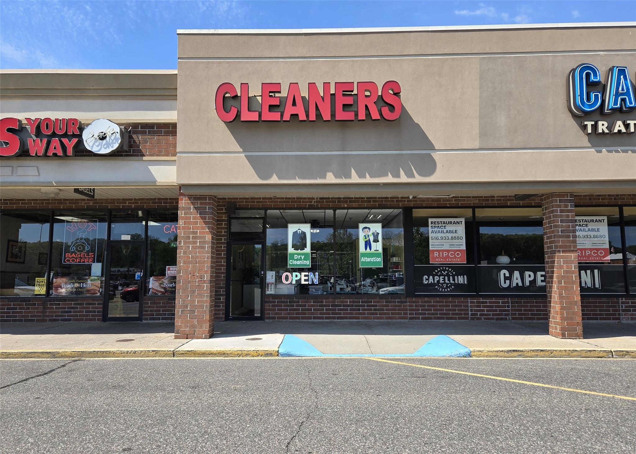 #1 photo, 231 Middle Country Road, サフォーク郡 Selden , NY 11784
