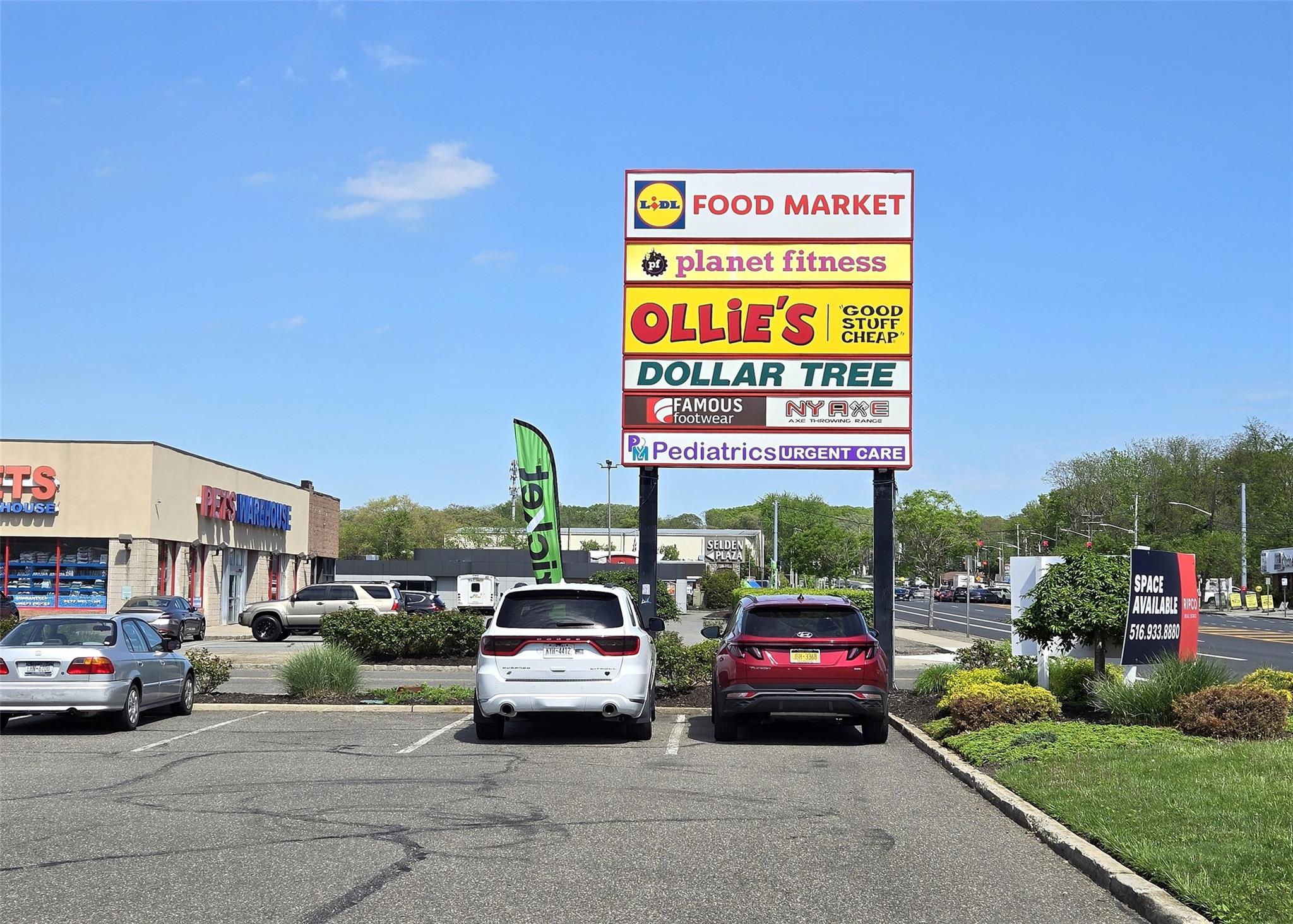 #14 photo, 231 Middle Country Road, サフォーク郡 Selden , NY 11784