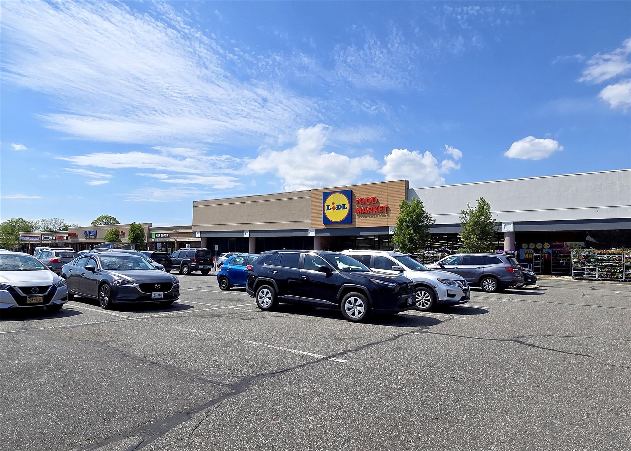 #15 photo, 231 Middle Country Road, サフォーク郡 Selden , NY 11784