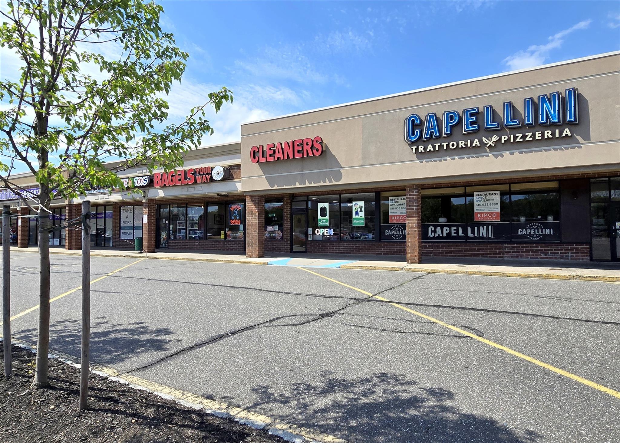 #2 photo, 231 Middle Country Road, サフォーク郡 Selden , NY 11784