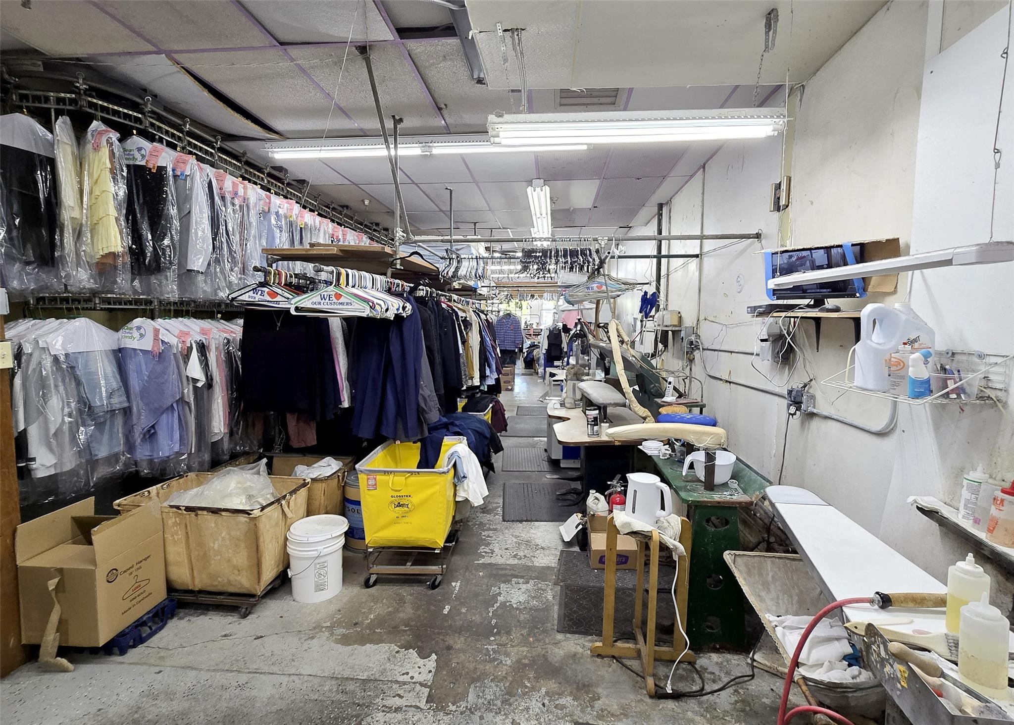 #7 photo, 231 Middle Country Road, サフォーク郡 Selden , NY 11784