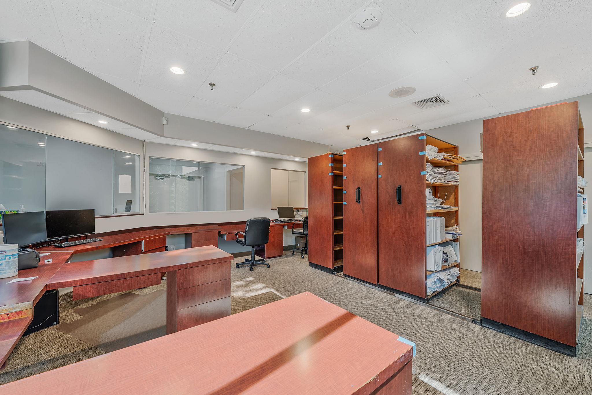 #11 photo, 8 Technology Drive, サフォーク郡 East Setauket , NY 11733