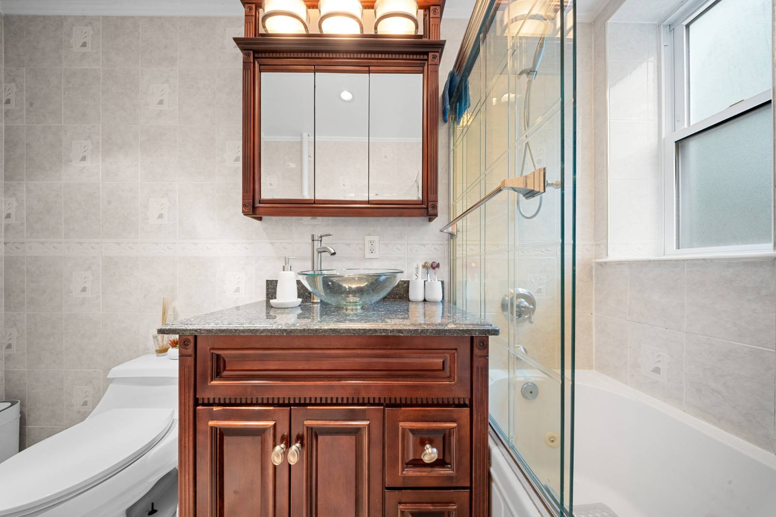 #23 photo, 10807 65th Rd, #1C, Forest Hills , NY 11375