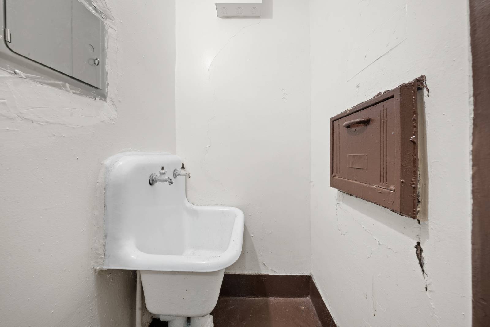 #29 photo, 10807 65th Rd, #1C, Forest Hills , NY 11375