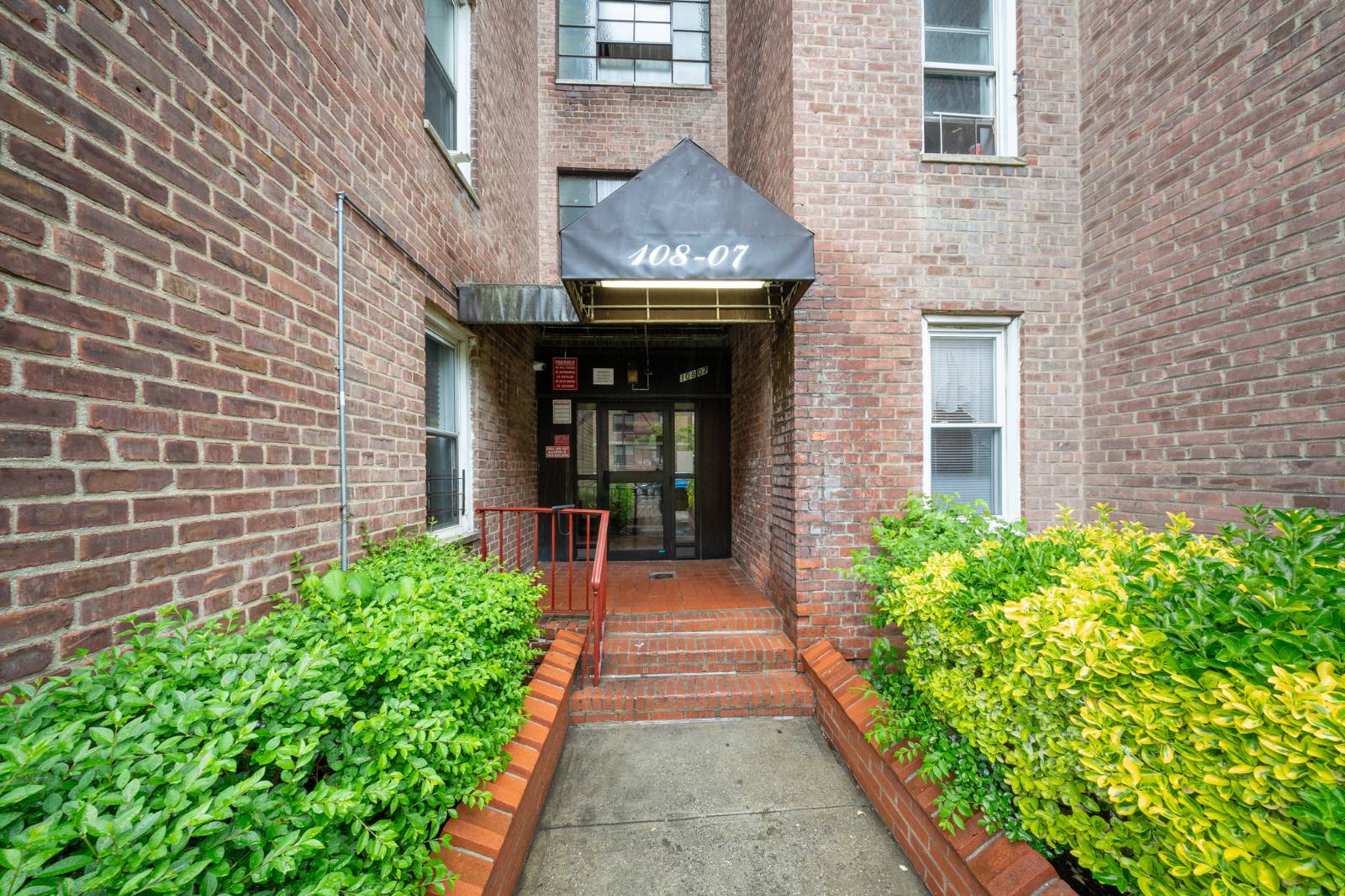 #32 photo, 10807 65th Rd, #1C, Forest Hills , NY 11375