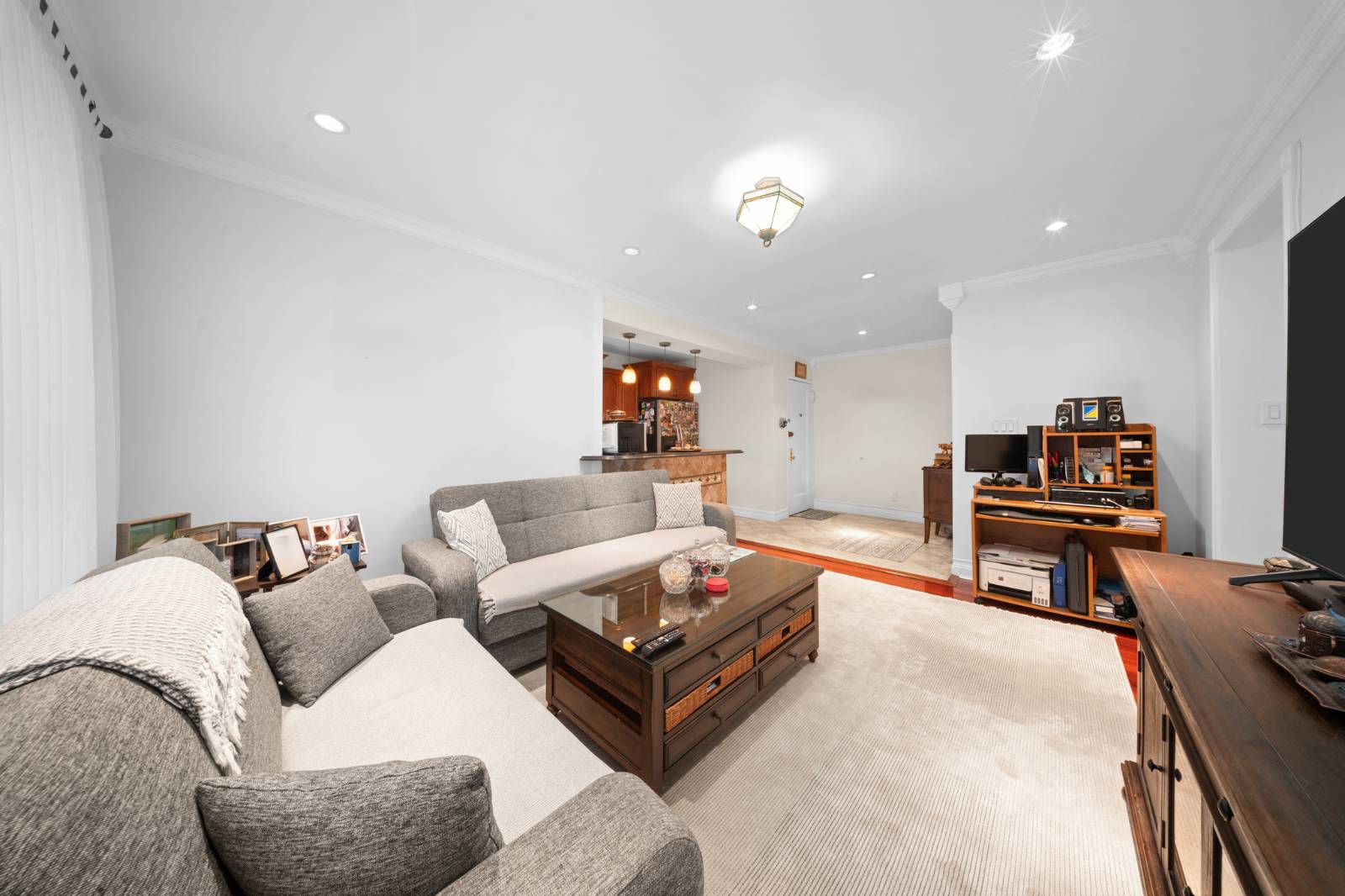 #8 photo, 10807 65th Rd, #1C, Forest Hills , NY 11375