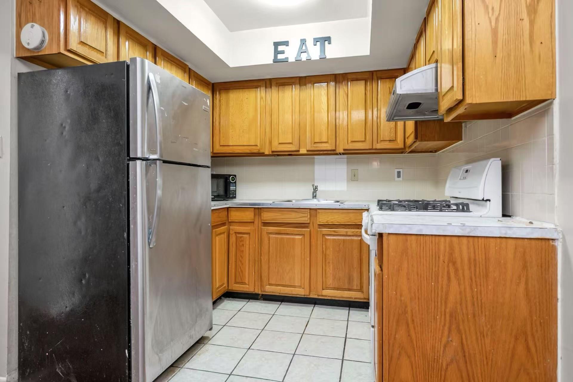 #10 photo, 4016 E Tremont Avenue, ブロンクス区 Bronx , NY 10465