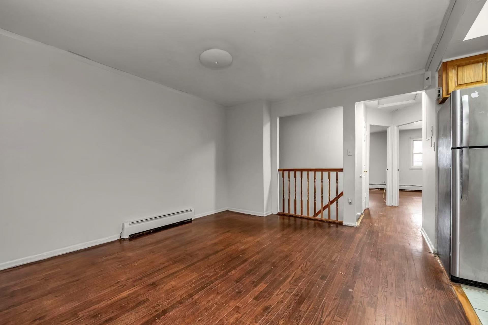 #9 photo, 4016 E Tremont Avenue, ブロンクス区 Bronx , NY 10465