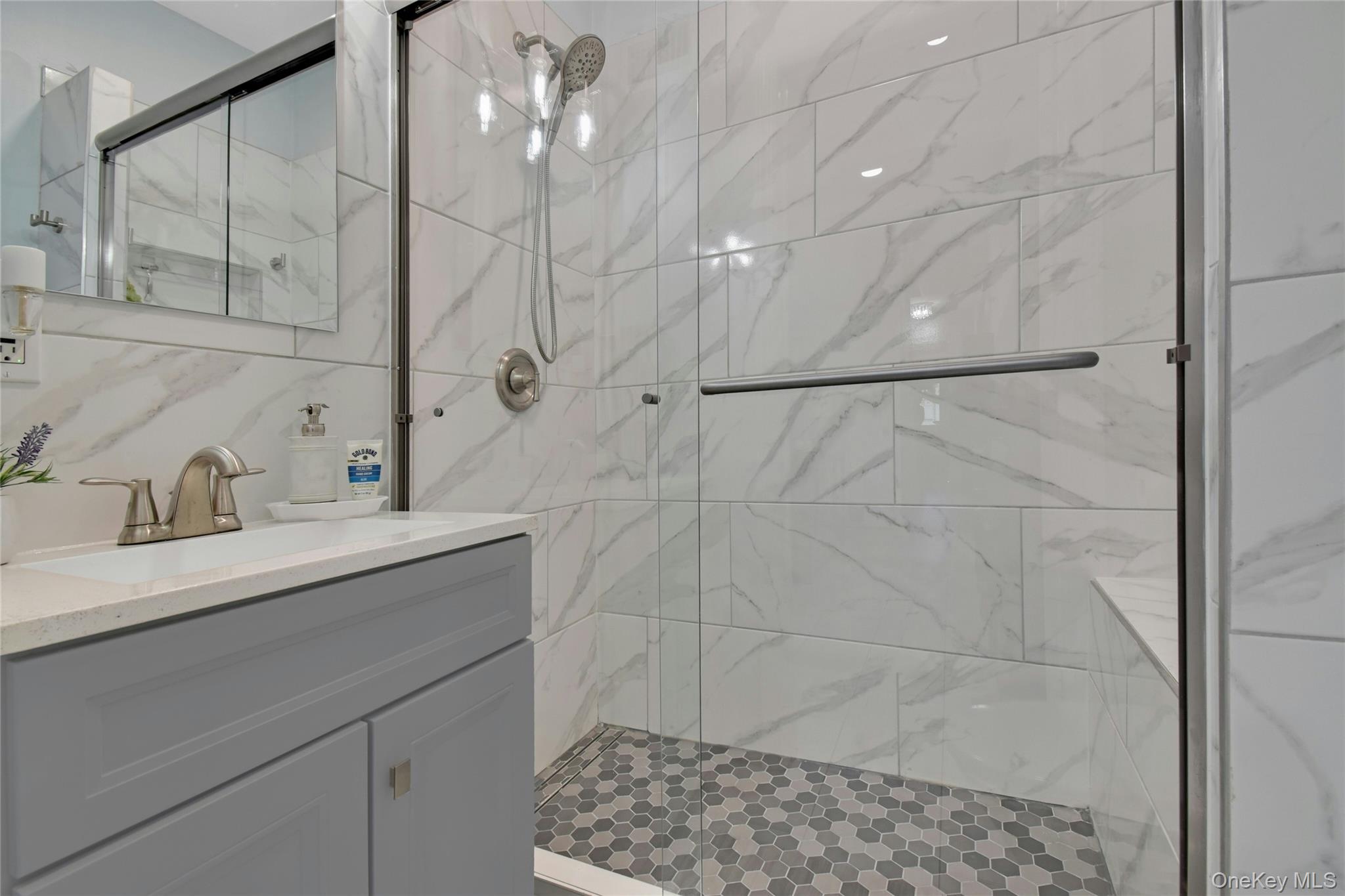 #6 photo, 1531 Hone Avenue, ブロンクス区 Bronx , NY 10461