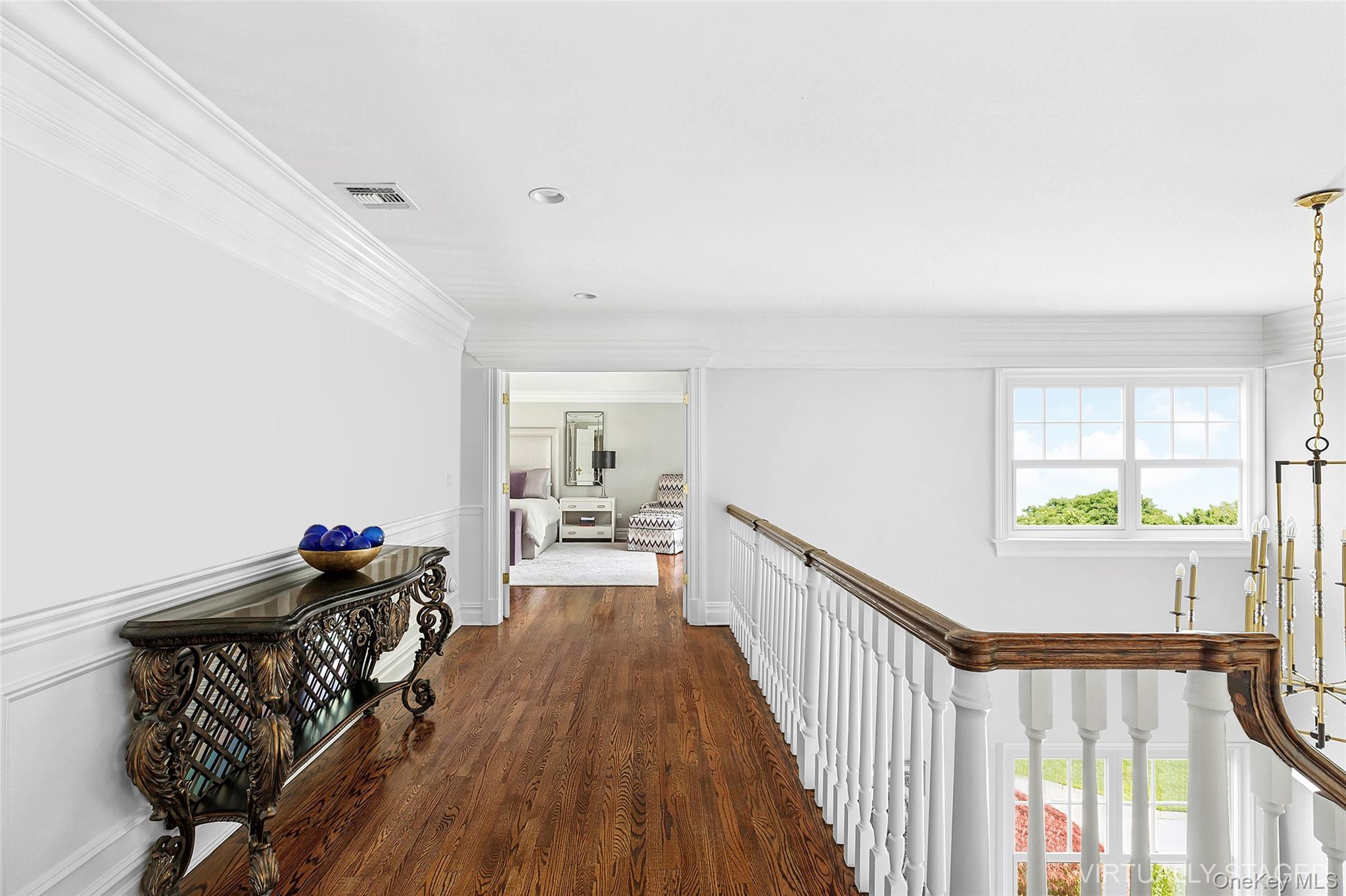 #14 photo, 1608 Stewart Lane, Laurel Hollow , NY 11791