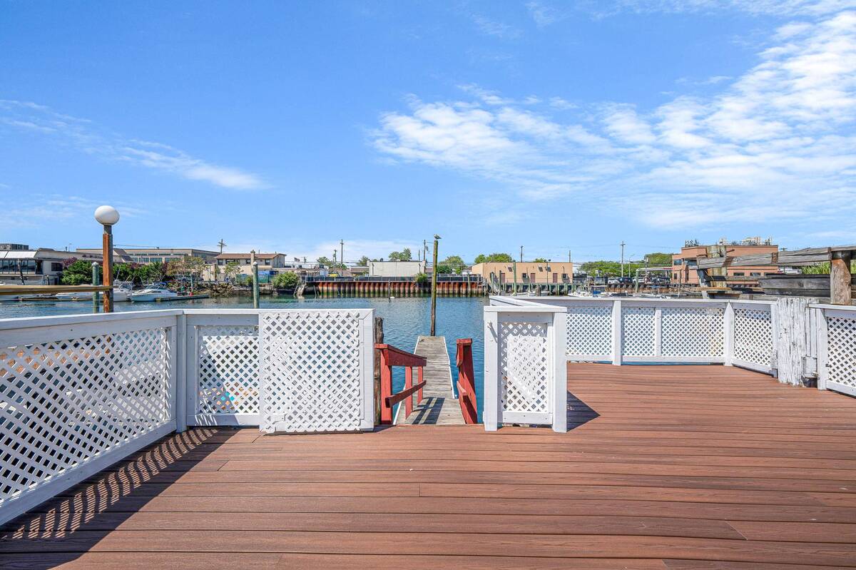 #23 photo, 15940 95th Street, クイーンズ区 Howard Beach , NY 11414