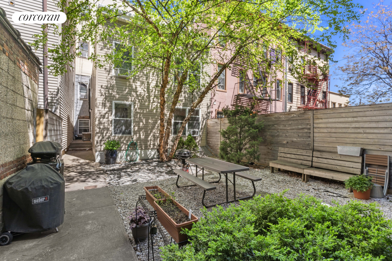 #3 photo, 251 POWERS Street, ブルックリン区 East Williamsburg , NY 11211