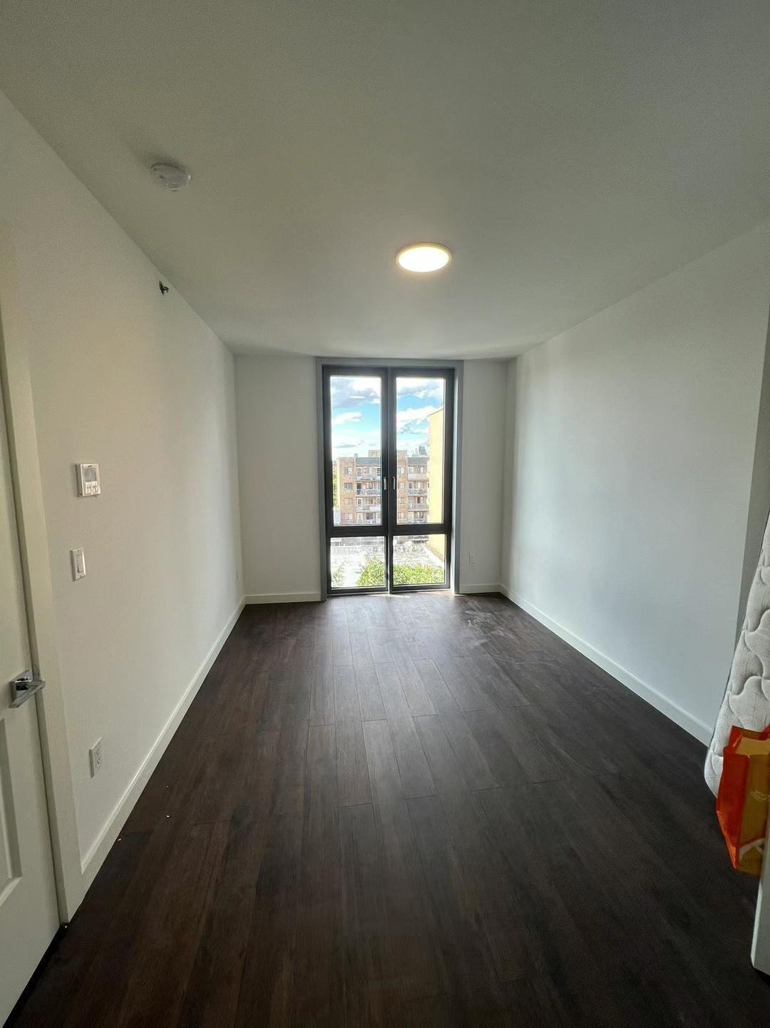 #2 photo, 144-27 Sanford Avenue, Flushing , NY 11355